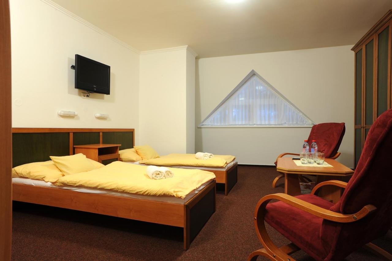 Wellness Penzion Jarmilka S Privatnim Wellness Bedrichov  Luaran gambar